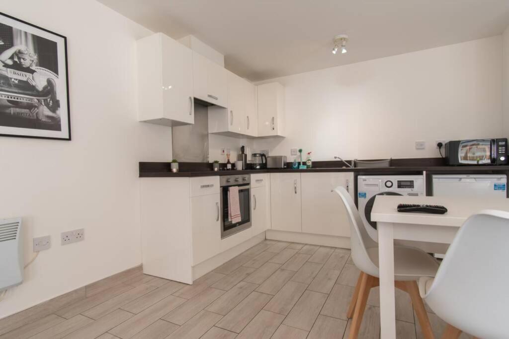 Studio ✧ High Street - Bournemouth Apartment Exterior photo